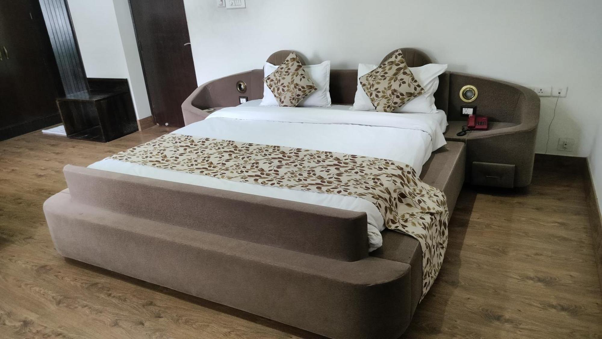 66 Residencey Jaipur Ngoại thất bức ảnh